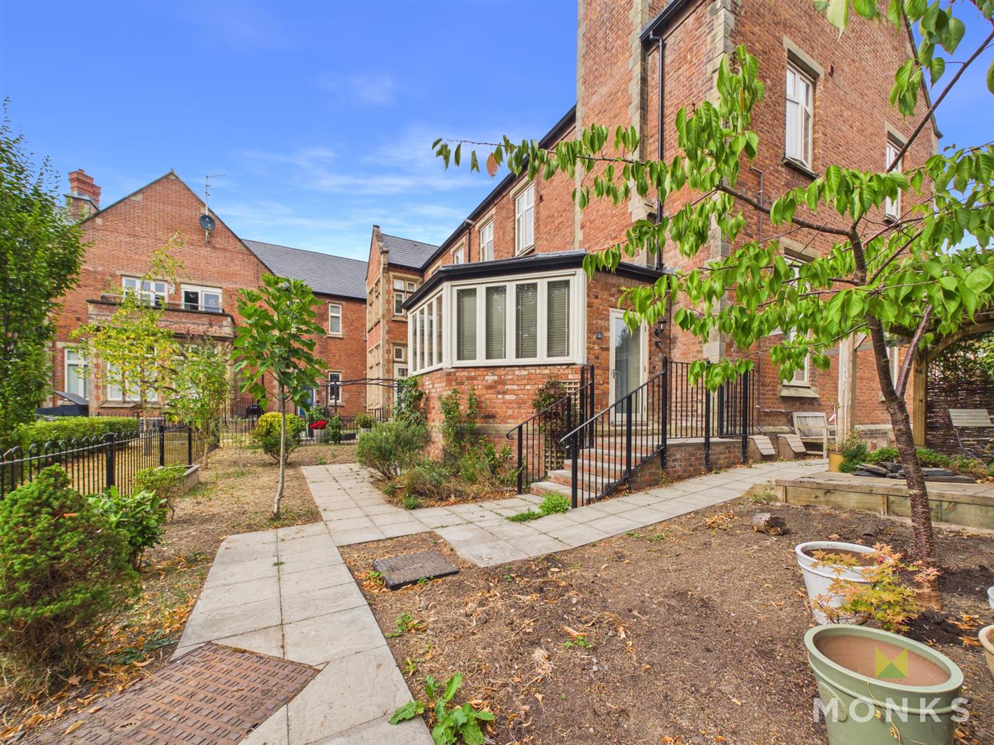 51 Oliver Road, Shrewsbury, SY3 5FX For Sale